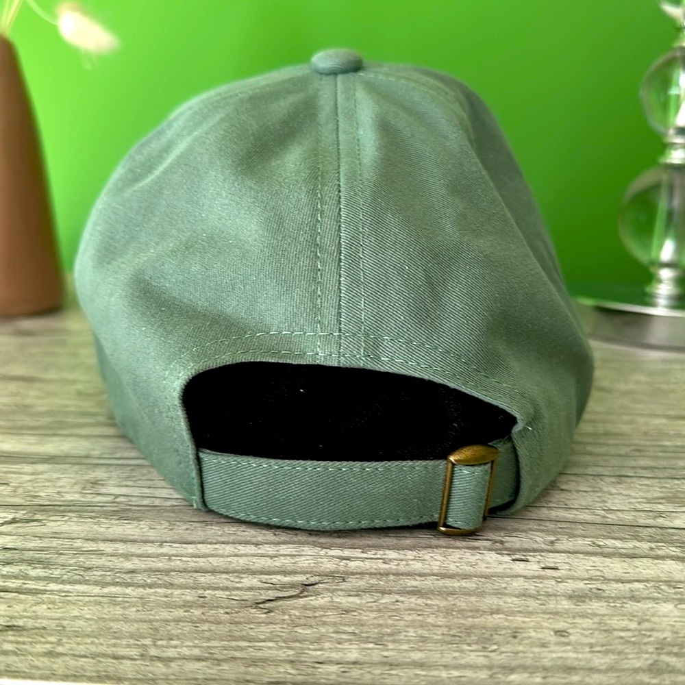 🍁 "Game Day" Hat - Picture 3 of 5